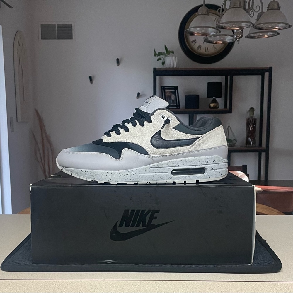 🔥Nike Air Max 1🔥 - Picture 4 of 14